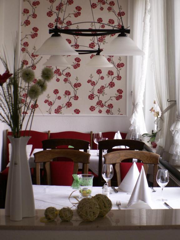 Thermen Hotel Pension Villa Holstein Бад Залцуфлен Екстериор снимка