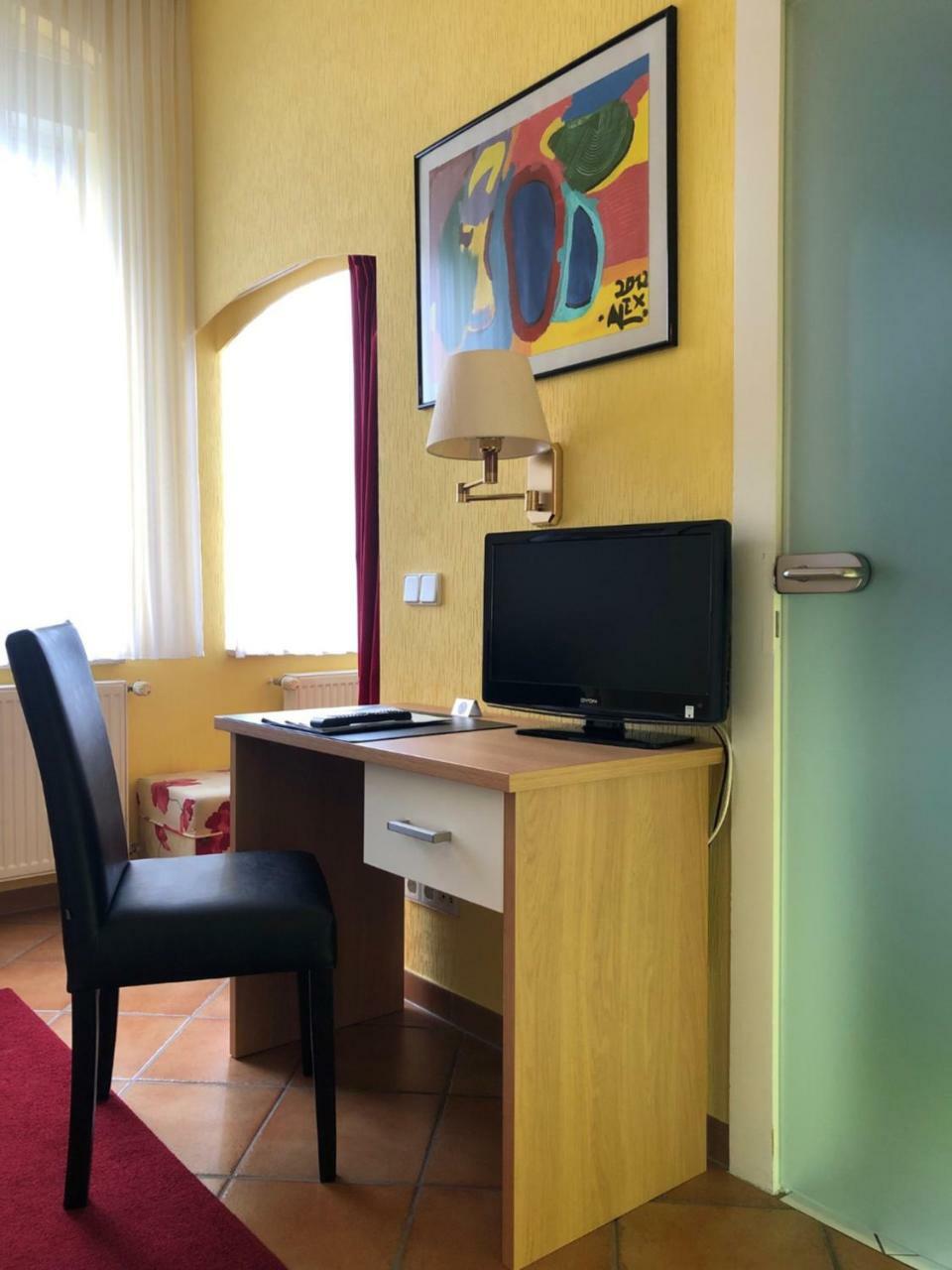Thermen Hotel Pension Villa Holstein Бад Залцуфлен Екстериор снимка