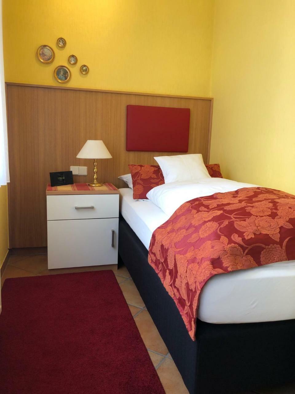 Thermen Hotel Pension Villa Holstein Бад Залцуфлен Екстериор снимка