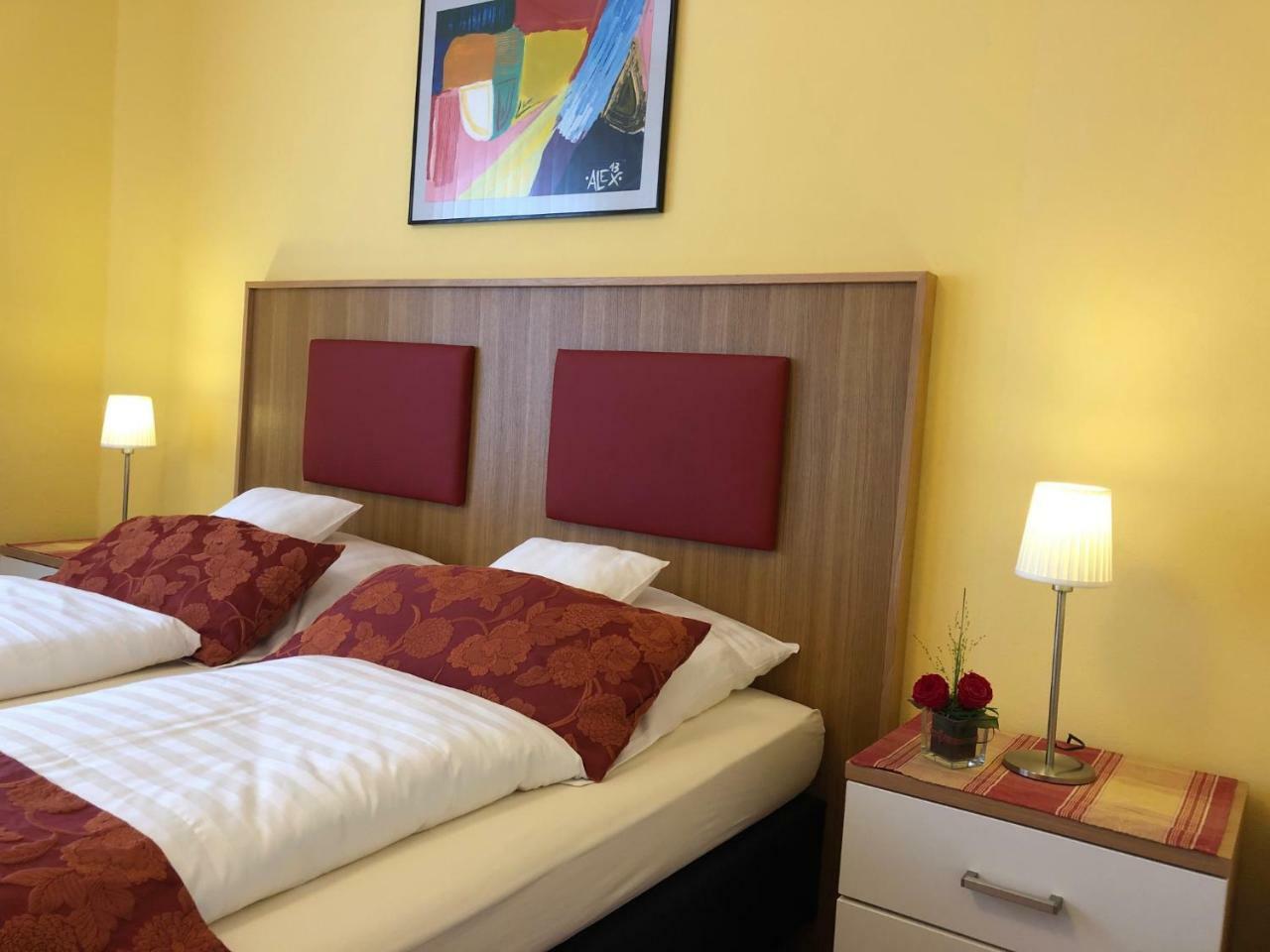 Thermen Hotel Pension Villa Holstein Бад Залцуфлен Екстериор снимка