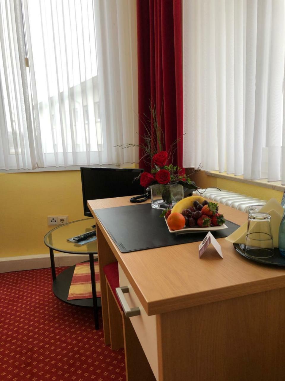 Thermen Hotel Pension Villa Holstein Бад Залцуфлен Екстериор снимка
