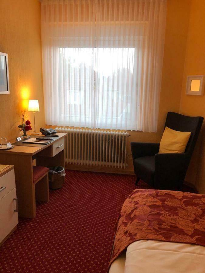 Thermen Hotel Pension Villa Holstein Бад Залцуфлен Екстериор снимка